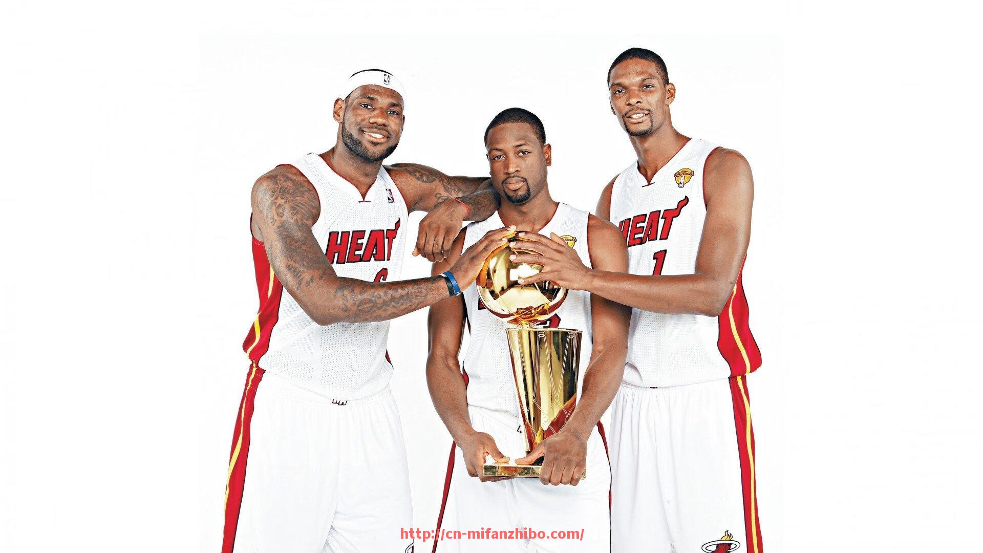 秘饭直播-拍出热爱之光，世俱杯球迷专属拍照道具正式亮相